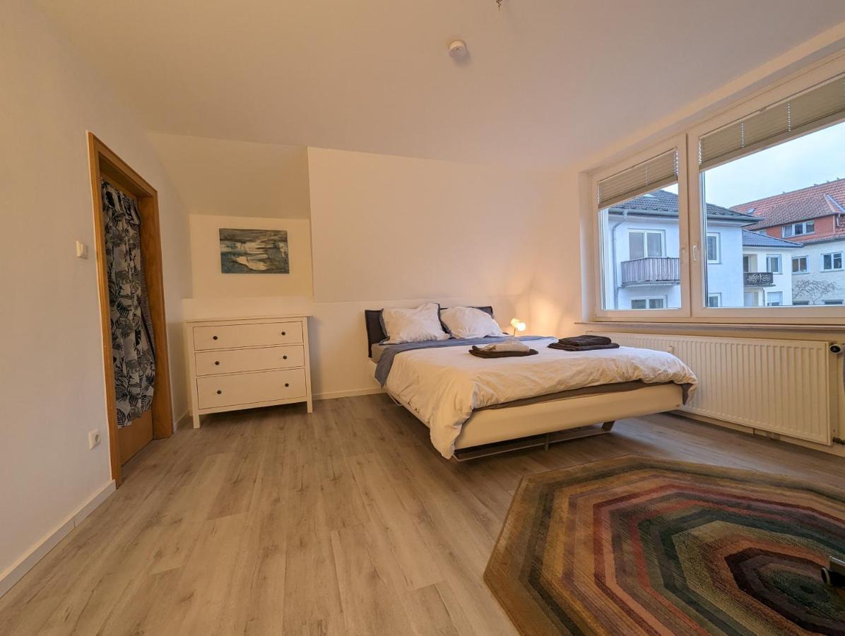 Gemuetliche Zimmer Im Herzen Der Stadt Em-Apartments Deutschland Bielefeld Exteriör bild