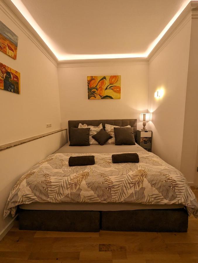 Gemuetliche Zimmer Im Herzen Der Stadt Em-Apartments Deutschland Bielefeld Exteriör bild