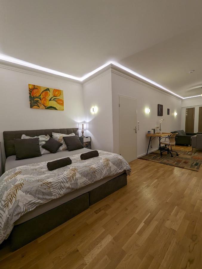 Gemuetliche Zimmer Im Herzen Der Stadt Em-Apartments Deutschland Bielefeld Exteriör bild