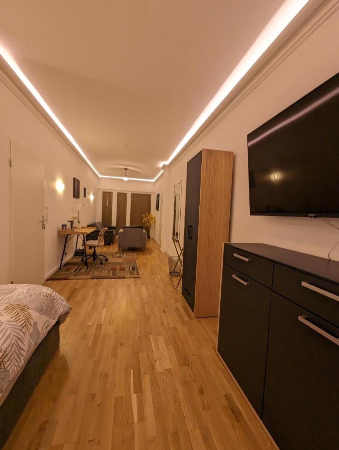 Gemuetliche Zimmer Im Herzen Der Stadt Em-Apartments Deutschland Bielefeld Exteriör bild