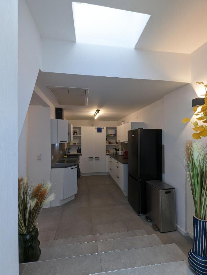 Gemuetliche Zimmer Im Herzen Der Stadt Em-Apartments Deutschland Bielefeld Exteriör bild