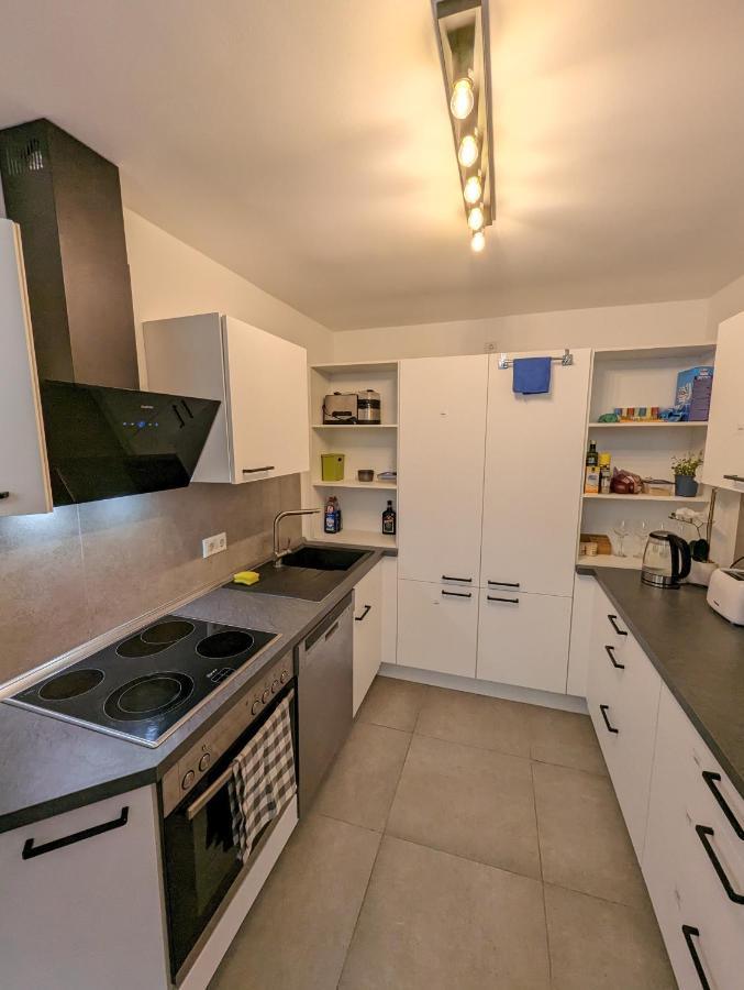 Gemuetliche Zimmer Im Herzen Der Stadt Em-Apartments Deutschland Bielefeld Exteriör bild